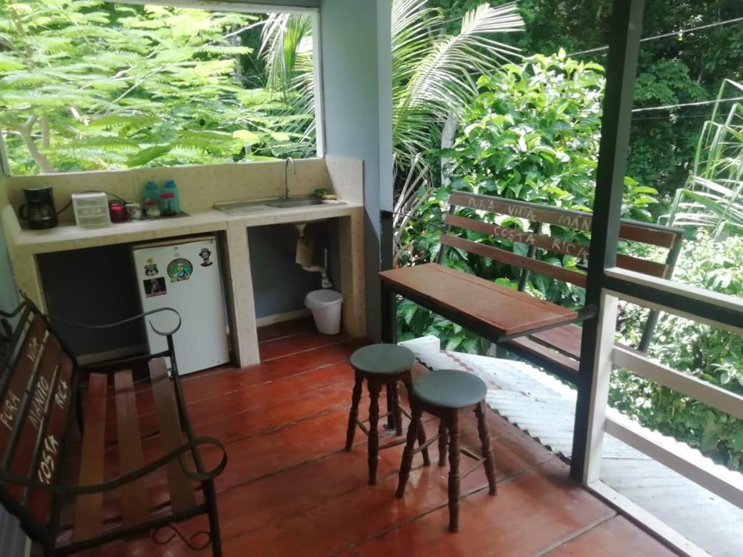 Donde Familia Manito Bed & Breakfast Пакера Екстериор снимка